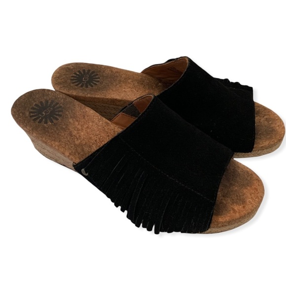 Ugg cork fringe black suede peep toe wedge platform sandals shoes size 7 heels - Picture 1 of 9